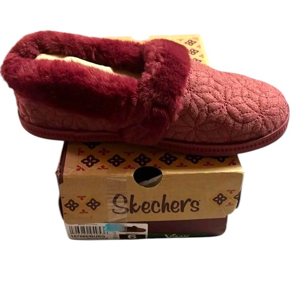 NWT Skechers bright blossom slipper with box - Picture 5 of 5
